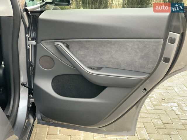 Сірий Тесла Model Y, об'ємом двигуна 0 л та пробігом 5 тис. км за 42500 $, фото 32 на Automoto.ua