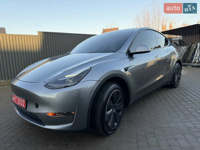 Серый Тесла Model Y, объемом двигателя 0 л и пробегом 9 тыс. км за 19800 $, фото 9 на Automoto.ua