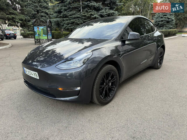 Тесла Model Y 2024 в Каменское - Днепродзержинск на Automoto.ua Серый Тесла Model Y, объемом двигателя 0 л и пробегом 16 тыс. км за 33500 $, фото 2 на Automoto.ua
