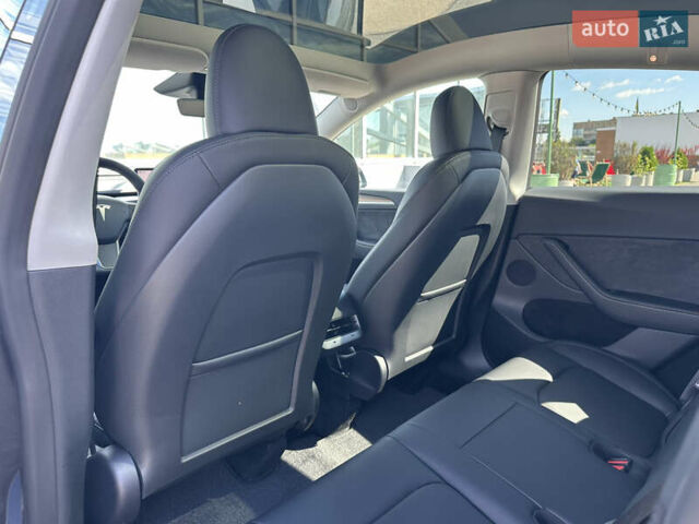 Серый Тесла Model Y, объемом двигателя 0 л и пробегом 1 тыс. км за 35490 $, фото 37 на Automoto.ua