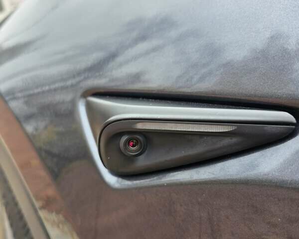 Серый Тесла Model Y, объемом двигателя 0 л и пробегом 39 тыс. км за 31700 $, фото 10 на Automoto.ua