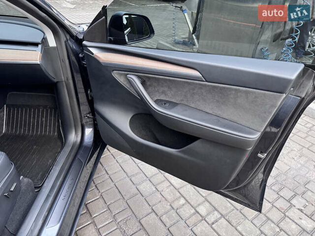 Сірий Тесла Model Y, об'ємом двигуна 0 л та пробігом 21 тис. км за 35000 $, фото 6 на Automoto.ua