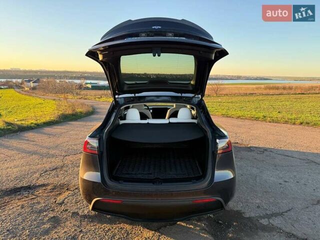 Сірий Тесла Model Y, об'ємом двигуна 0 л та пробігом 23 тис. км за 32700 $, фото 17 на Automoto.ua