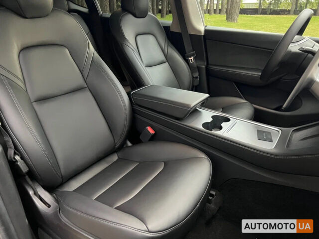 купити нове авто Тесла Model Y 2024 року від офіційного дилера VinAVto Тесла фото