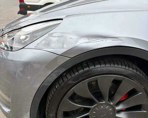 Серый Тесла Model Y, объемом двигателя 0 л и пробегом 17 тыс. км за 34300 $, фото 8 на Automoto.ua