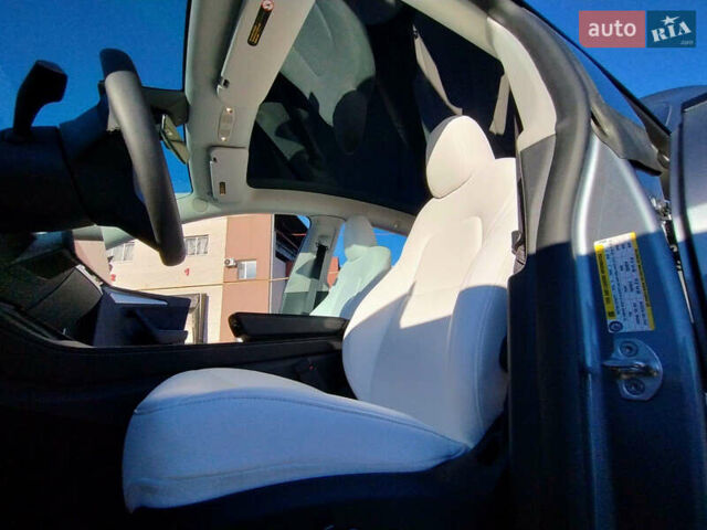 Сірий Тесла Model Y, об'ємом двигуна 0 л та пробігом 15 тис. км за 29988 $, фото 35 на Automoto.ua