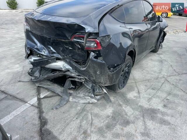 Серый Тесла Model Y, объемом двигателя 0 л и пробегом 36 тыс. км за 17800 $, фото 19 на Automoto.ua