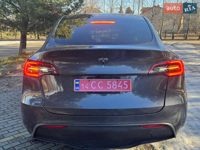 Серый Тесла Model Y, объемом двигателя 0 л и пробегом 9 тыс. км за 29500 $, фото 17 на Automoto.ua
