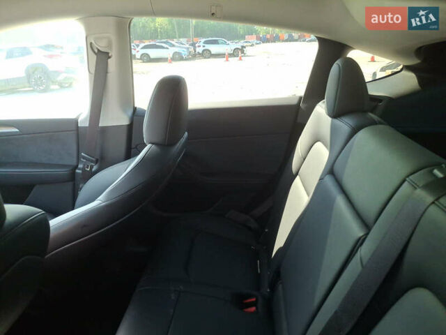 Серый Тесла Model Y, объемом двигателя 0 л и пробегом 7 тыс. км за 19990 $, фото 9 на Automoto.ua