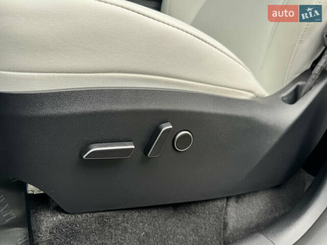 Серый Тесла Model Y, объемом двигателя 0 л и пробегом 7 тыс. км за 33999 $, фото 59 на Automoto.ua