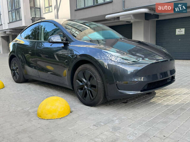 Серый Тесла Model Y, объемом двигателя 0 л и пробегом 3 тыс. км за 29800 $, фото 6 на Automoto.ua
