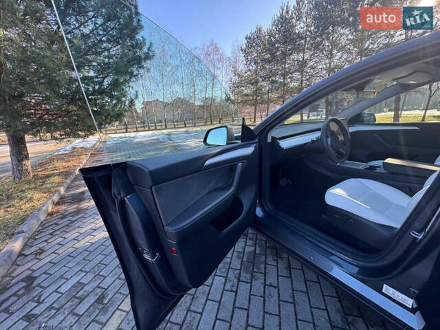 Серый Тесла Model Y, объемом двигателя 0 л и пробегом 9 тыс. км за 29500 $, фото 87 на Automoto.ua