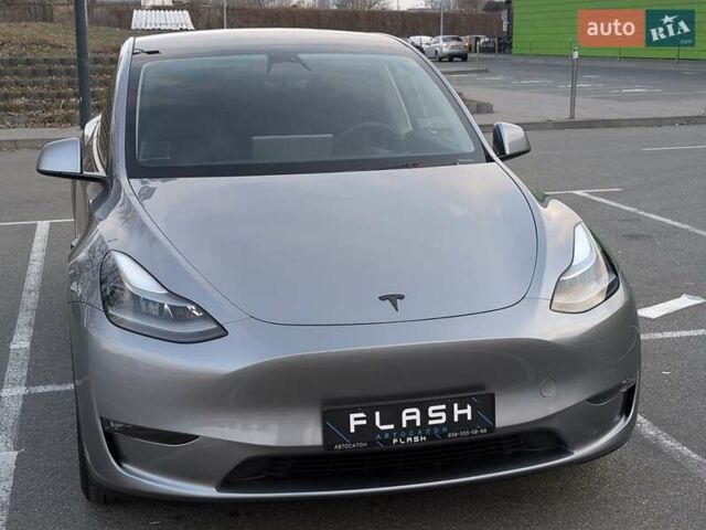 Серый Тесла Model Y, объемом двигателя 0 л и пробегом 6 тыс. км за 42900 $, фото 1 на Automoto.ua