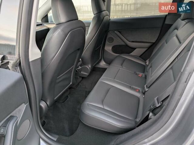 Серый Тесла Model Y, объемом двигателя 0 л и пробегом 6 тыс. км за 42900 $, фото 24 на Automoto.ua