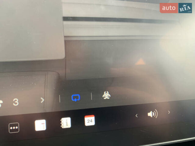 Серый Тесла Model Y, объемом двигателя 0 л и пробегом 14 тыс. км за 32300 $, фото 38 на Automoto.ua