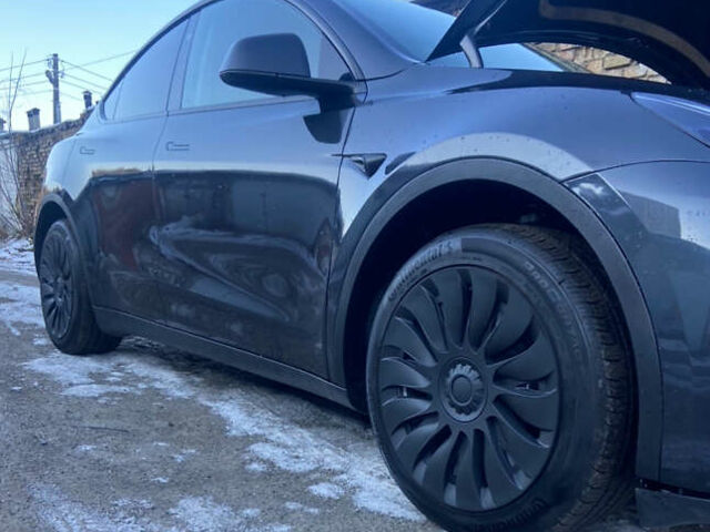 Серый Тесла Model Y, объемом двигателя 0 л и пробегом 5 тыс. км за 26000 $, фото 10 на Automoto.ua