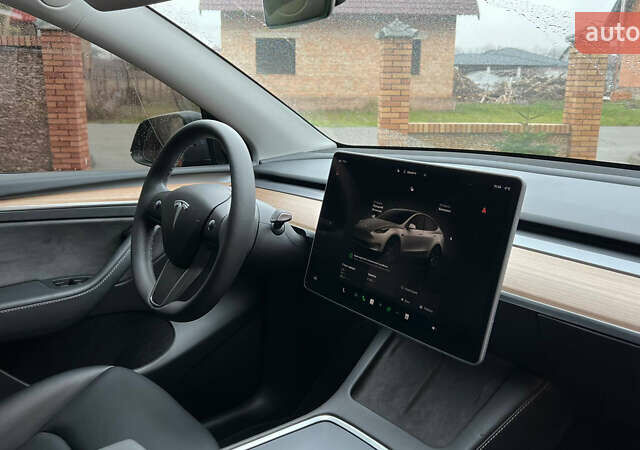 Серый Тесла Model Y, объемом двигателя 0 л и пробегом 21 тыс. км за 24000 $, фото 22 на Automoto.ua