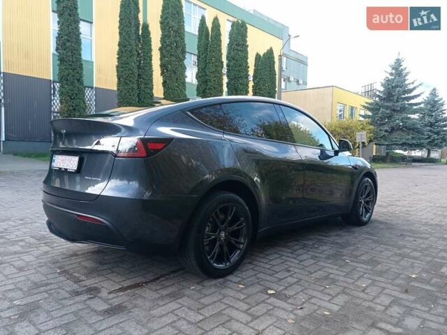 Серый Тесла Model Y, объемом двигателя 0 л и пробегом 7 тыс. км за 30800 $, фото 9 на Automoto.ua