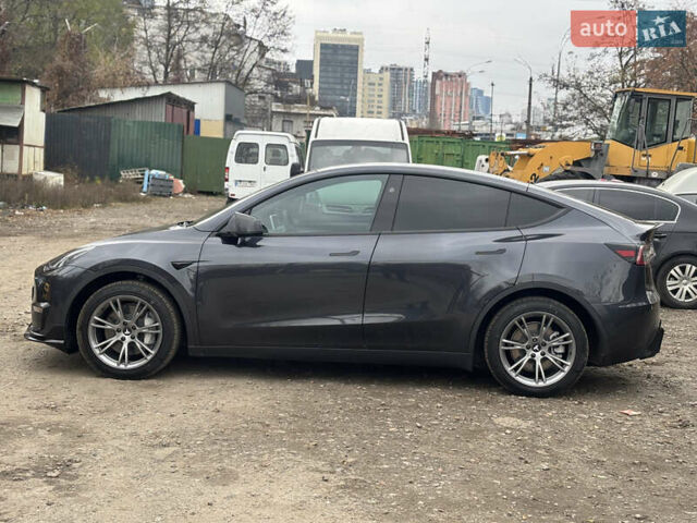 Серый Тесла Model Y, объемом двигателя 0 л и пробегом 22 тыс. км за 31500 $, фото 12 на Automoto.ua