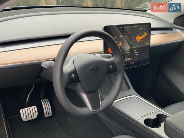 Серый Тесла Model Y, объемом двигателя 0 л и пробегом 5 тыс. км за 42500 $, фото 18 на Automoto.ua