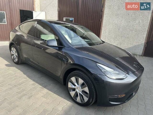 Серый Тесла Model Y, объемом двигателя 0 л и пробегом 6 тыс. км за 29500 $, фото 22 на Automoto.ua