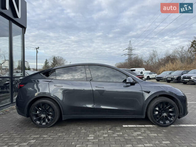 Сірий Тесла Model Y, об'ємом двигуна 0 л та пробігом 31 тис. км за 24499 $, фото 3 на Automoto.ua