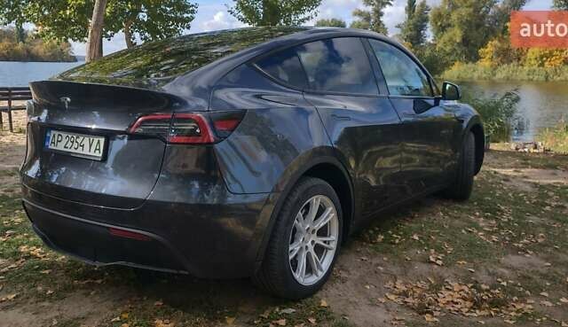 Серый Тесла Model Y, объемом двигателя 0 л и пробегом 7 тыс. км за 28000 $, фото 6 на Automoto.ua