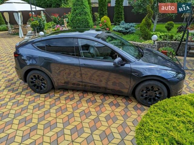 Серый Тесла Model Y, объемом двигателя 0 л и пробегом 16 тыс. км за 26200 $, фото 7 на Automoto.ua