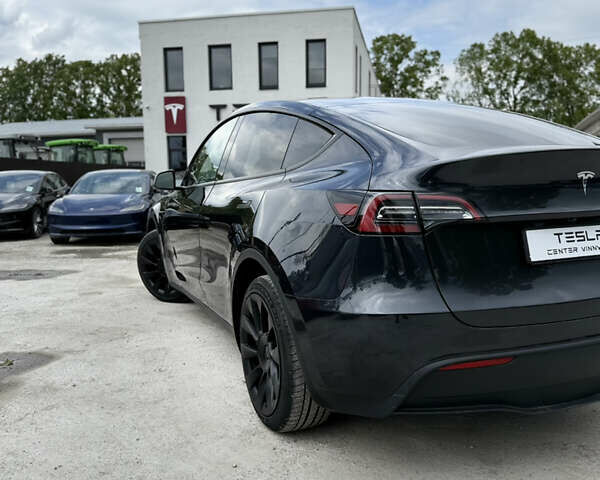 Серый Тесла Model Y, объемом двигателя 0 л и пробегом 4 тыс. км за 28400 $, фото 12 на Automoto.ua
