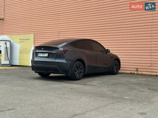 Серый Тесла Model Y, объемом двигателя 0 л и пробегом 2 тыс. км за 35490 $, фото 18 на Automoto.ua