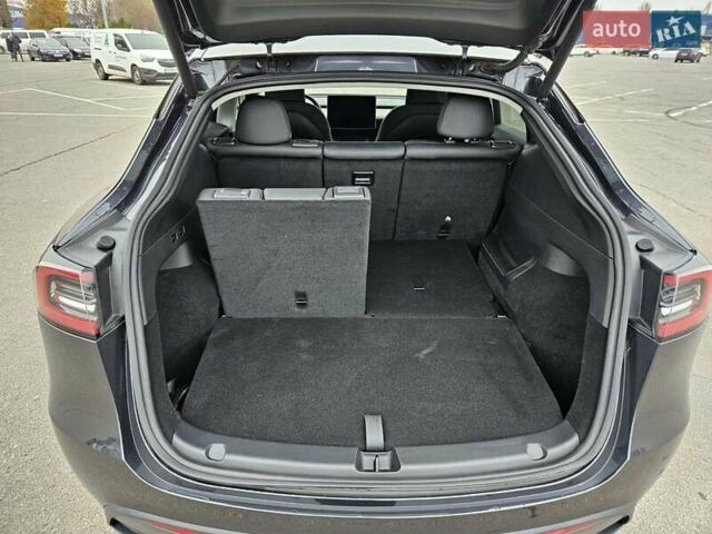 Сірий Тесла Model Y, об'ємом двигуна 0 л та пробігом 12 тис. км за 29900 $, фото 25 на Automoto.ua