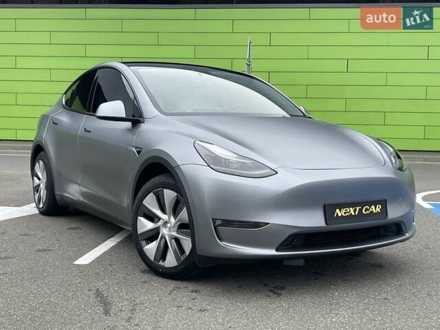 Серый Тесла Model Y, объемом двигателя 0 л и пробегом 25 тыс. км за 36700 $, фото 2 на Automoto.ua