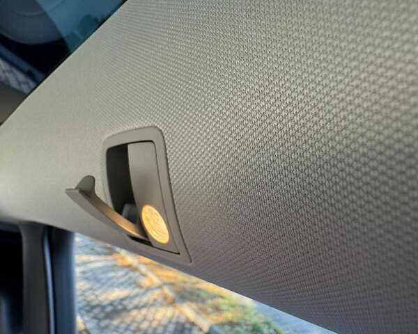 Серый Тесла Model Y, объемом двигателя 0 л и пробегом 9 тыс. км за 29500 $, фото 64 на Automoto.ua