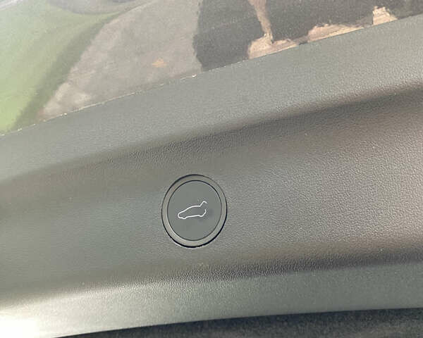 Серый Тесла Model Y, объемом двигателя 0 л и пробегом 25 тыс. км за 33900 $, фото 32 на Automoto.ua