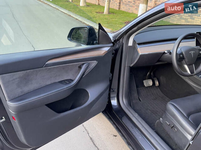 Сірий Тесла Model Y, об'ємом двигуна 0 л та пробігом 15 тис. км за 26999 $, фото 31 на Automoto.ua