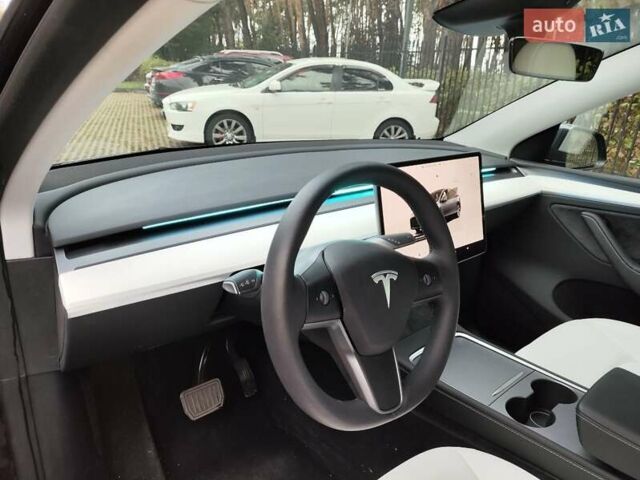 Сірий Тесла Model Y, об'ємом двигуна 0 л та пробігом 10 тис. км за 34400 $, фото 10 на Automoto.ua