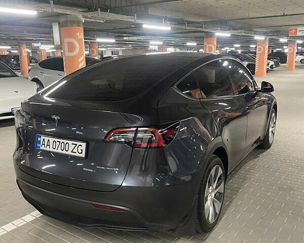 Серый Тесла Model Y, объемом двигателя 0 л и пробегом 15 тыс. км за 31999 $, фото 5 на Automoto.ua