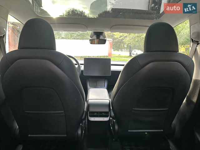 Сірий Тесла Model Y, об'ємом двигуна 0 л та пробігом 12 тис. км за 32500 $, фото 15 на Automoto.ua