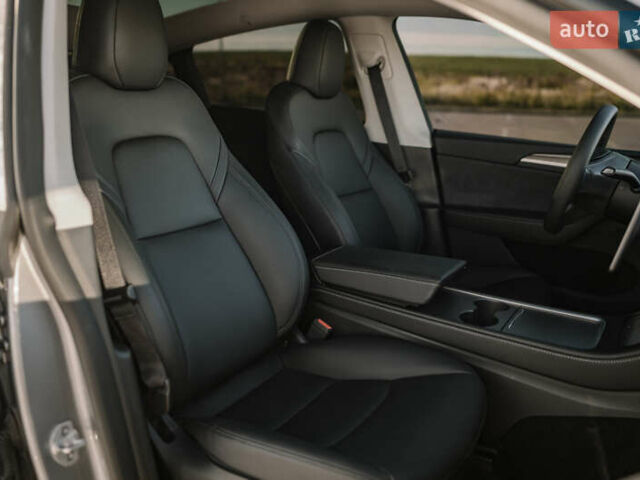 Сірий Тесла Model Y, об'ємом двигуна 0 л та пробігом 12 тис. км за 32500 $, фото 65 на Automoto.ua