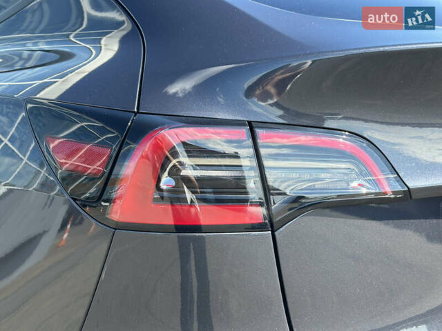 Серый Тесла Model Y, объемом двигателя 0 л и пробегом 1 тыс. км за 35490 $, фото 18 на Automoto.ua