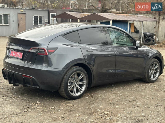 Серый Тесла Model Y, объемом двигателя 0 л и пробегом 22 тыс. км за 31500 $, фото 7 на Automoto.ua