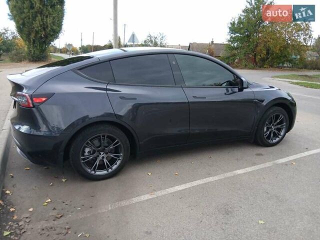 Серый Тесла Model Y, объемом двигателя 0 л и пробегом 5 тыс. км за 27200 $, фото 6 на Automoto.ua