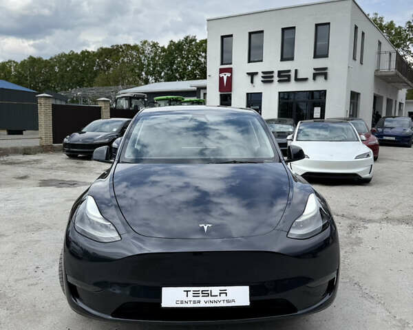 Серый Тесла Model Y, объемом двигателя 0 л и пробегом 4 тыс. км за 28400 $, фото 10 на Automoto.ua
