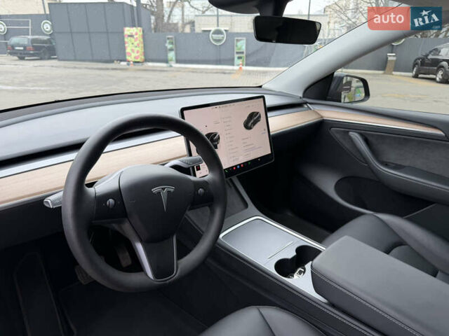 Сірий Тесла Model Y, об'ємом двигуна 0 л та пробігом 20 тис. км за 26500 $, фото 15 на Automoto.ua