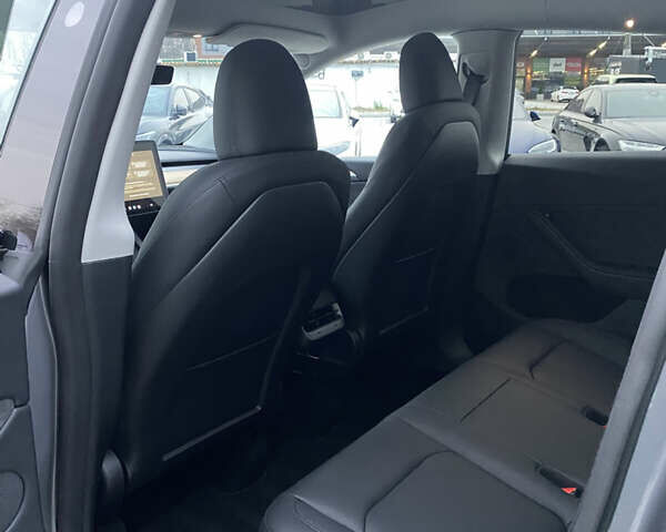 Серый Тесла Model Y, объемом двигателя 0 л и пробегом 11 тыс. км за 35500 $, фото 26 на Automoto.ua