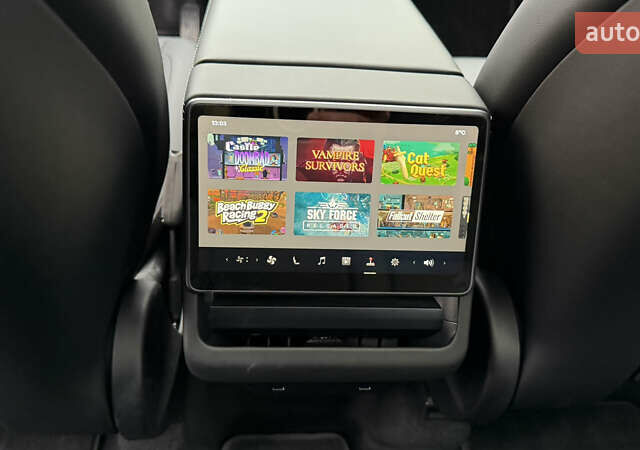 Серый Тесла Model Y, объемом двигателя 0 л и пробегом 4 тыс. км за 53500 $, фото 32 на Automoto.ua