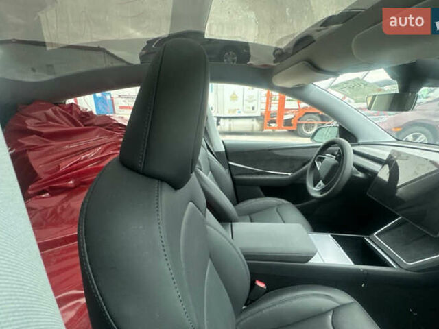 Серый Тесла Model Y, объемом двигателя 0 л и пробегом 1 тыс. км за 35000 $, фото 8 на Automoto.ua