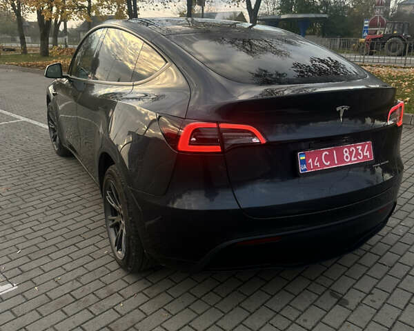 Тесла Model Y 2025 в Коломые на Automoto.ua Серый Тесла Model Y, объемом двигателя 0 л и пробегом 2 тыс. км за 34500 $, фото 4 на Automoto.ua