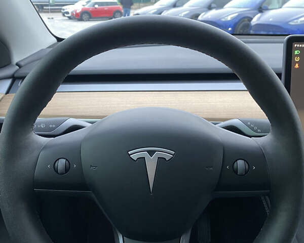 Серый Тесла Model Y, объемом двигателя 0 л и пробегом 11 тыс. км за 35500 $, фото 23 на Automoto.ua