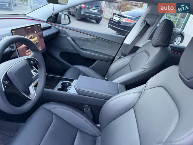 Серый Тесла Model Y, объемом двигателя 0 л и пробегом 4 тыс. км за 54000 $, фото 15 на Automoto.ua